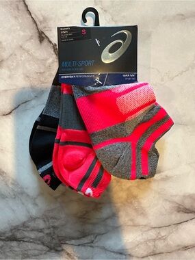 NWT ASICS Women's Multi-Sport Low-Cut Socks - Pink & Gray (3 Pairs)